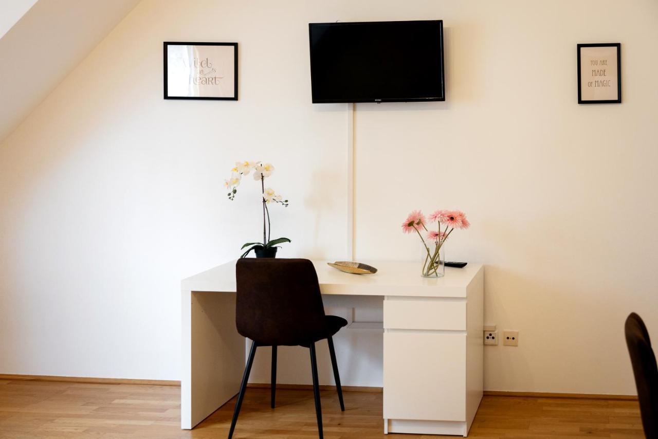 Premium 80 M2 Rooftop Apartment - 5 Min To Center Wenen Buitenkant foto